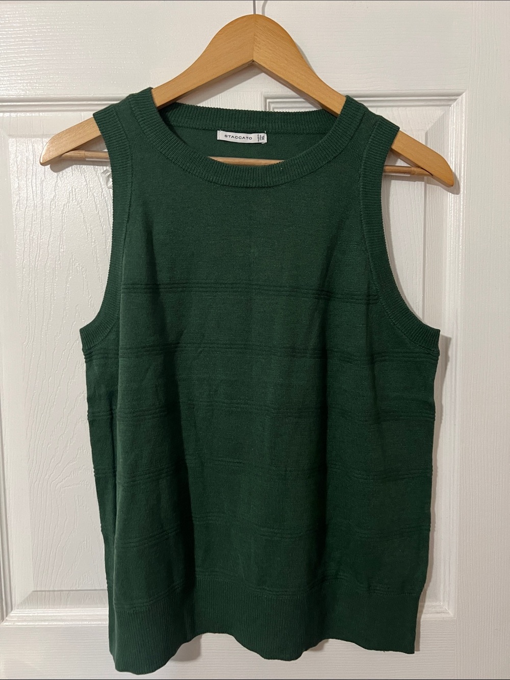 NWOT Staccato Dark Green Knit Sleeveless Tank XL